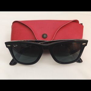 Ray-Ban Wayfarer Sunglasses