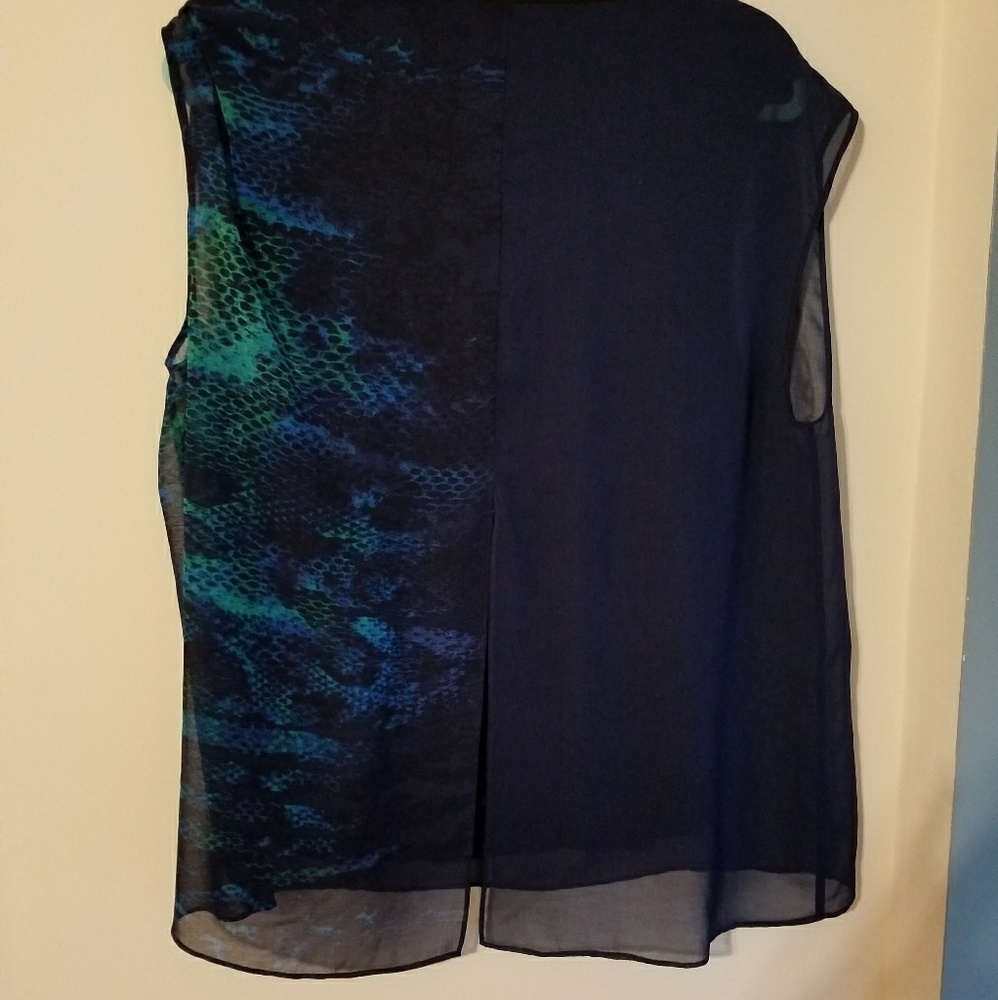 Tahari Top Size Large Women's Shirt Short sleeve