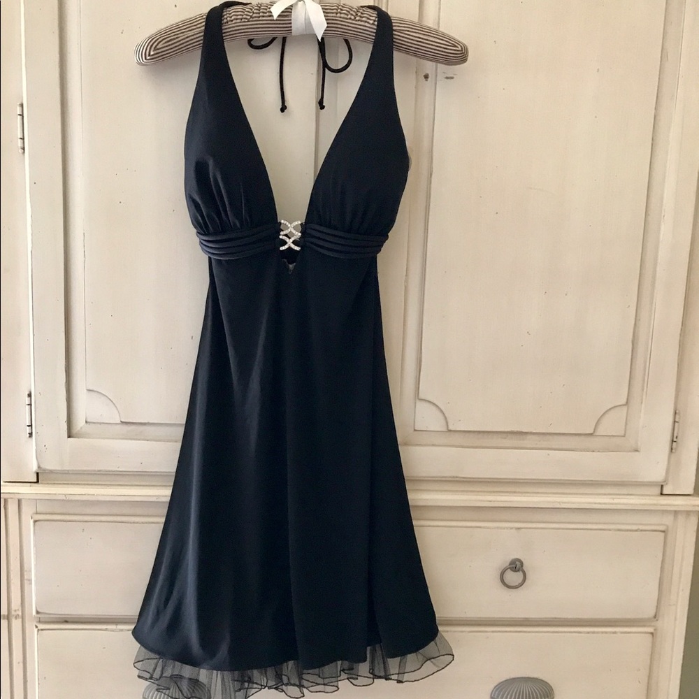 ✨NWT✨Betsy & Adam Black Halter Cocktail Dress Midi