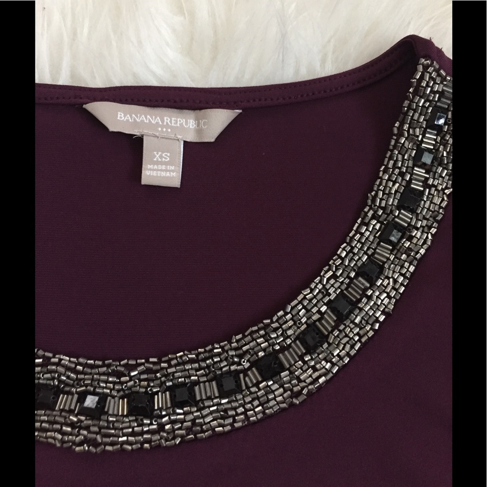 Banana Republic sleeveless top with beaded collar - Picture 3 of 4