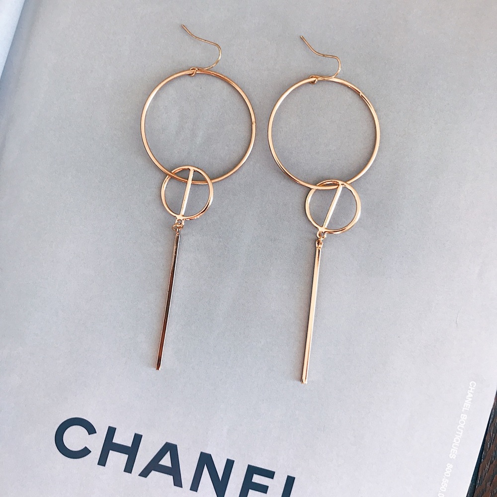 ✨Trendy Gold Hoop Drop Earrings✨