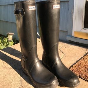 Black Matte Hunter Boots