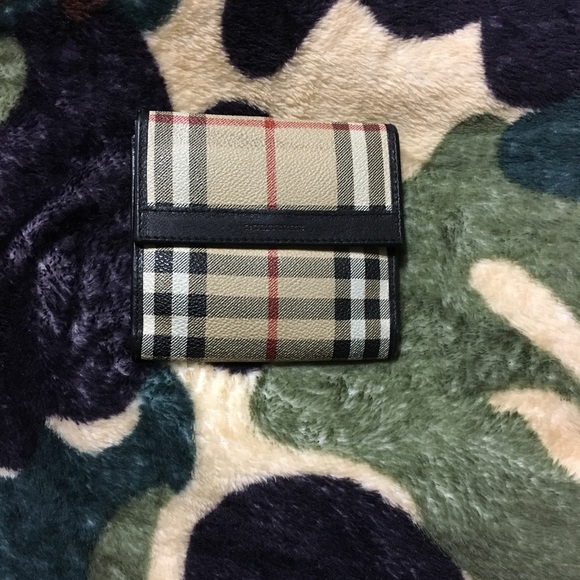 Men's vintage Burberry wallet - Picture 1 of 5