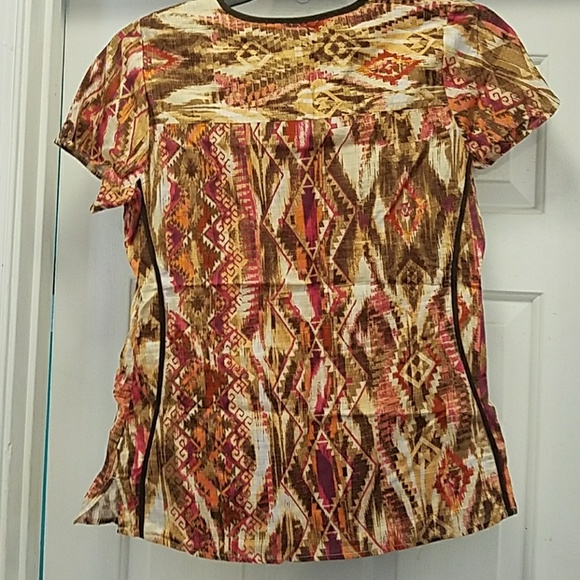 buy 2 get 1 FREE SCRUB TOP - Picture 2 of 6