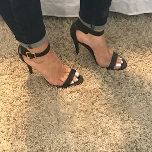 Sexy black "Kim k" style heels