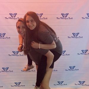 Meet your Posher, Laurel