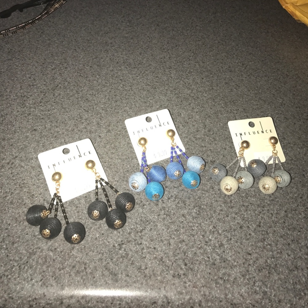 BUNDLE EARRINGS