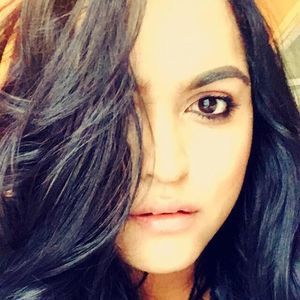 Meet your Posher, Noemi