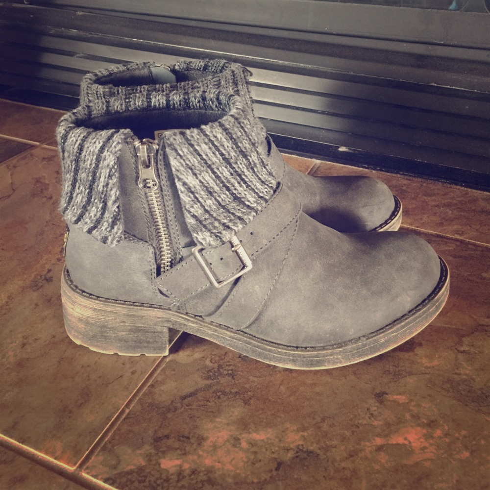Rocket dog boots
