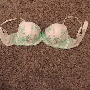 36B push up bra Victoria secret cute & like new