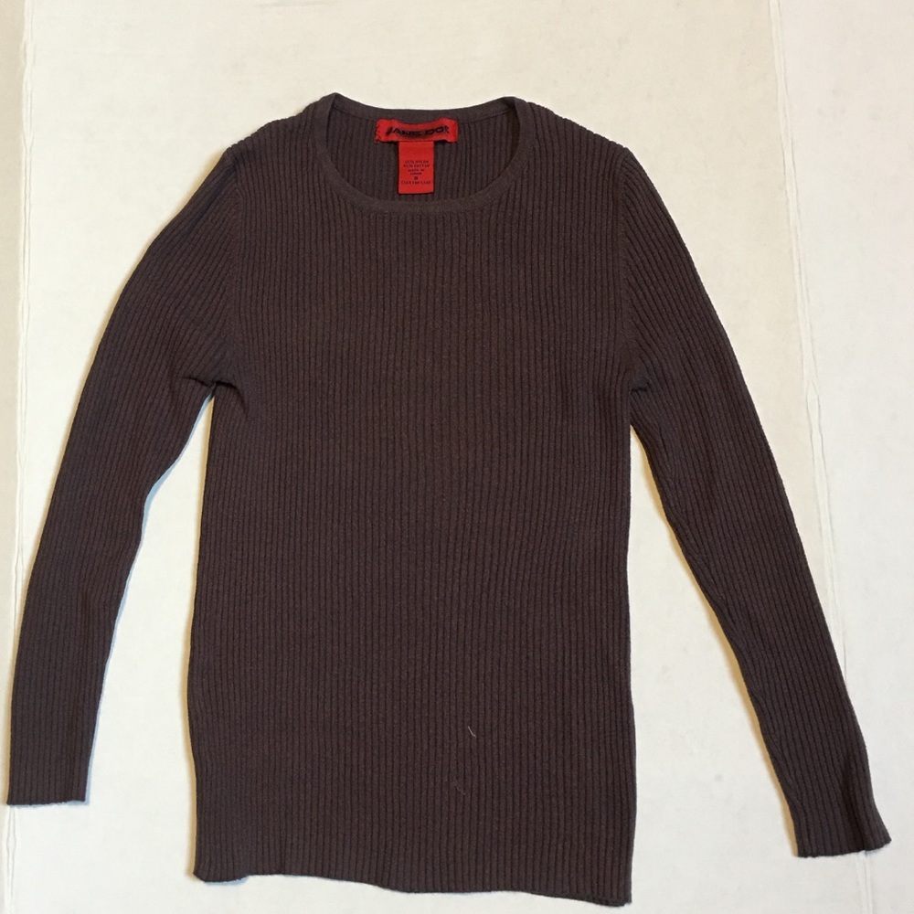 Jane Doe long sleeve top