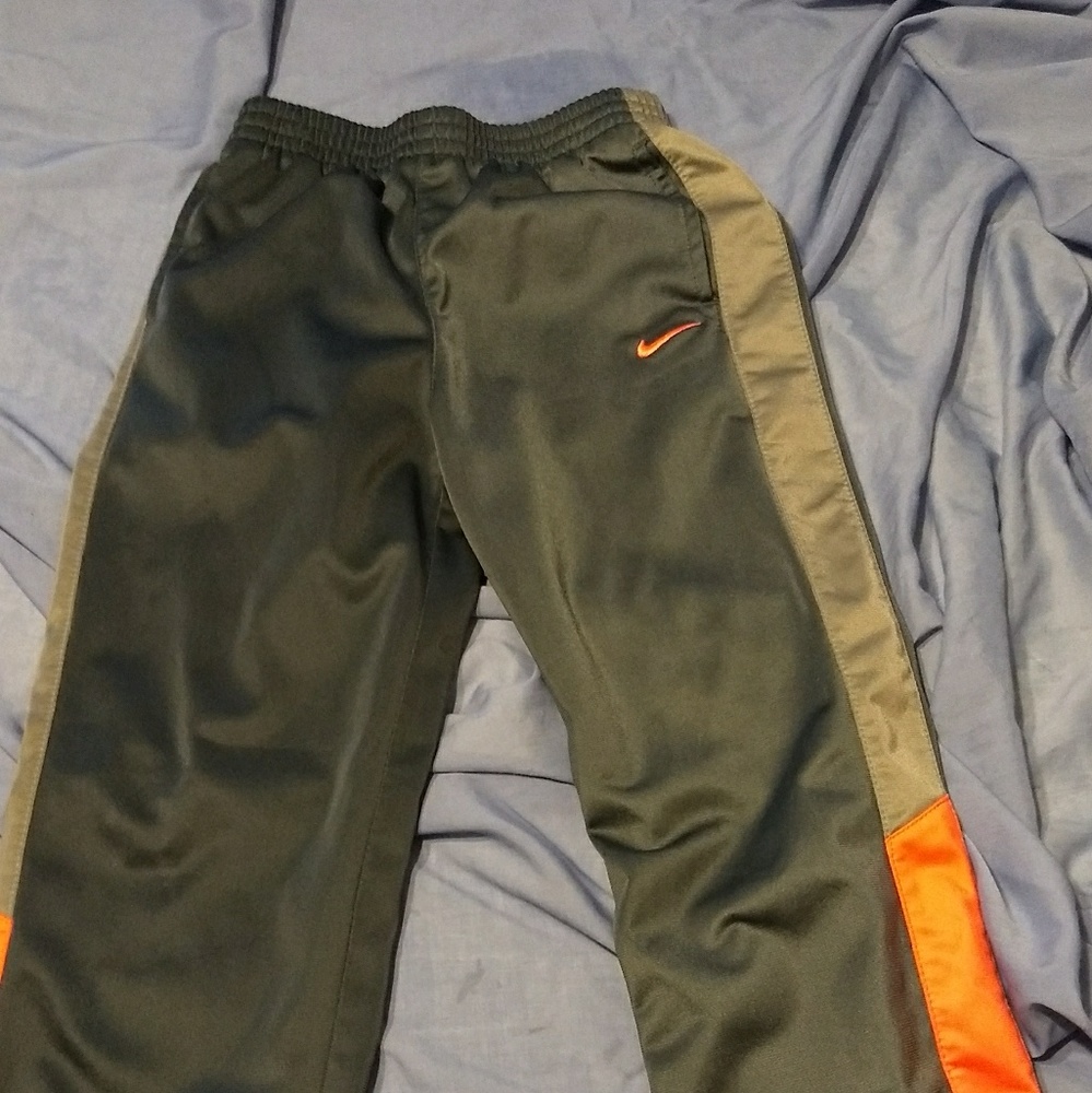 Boys Nike dri-fit pants