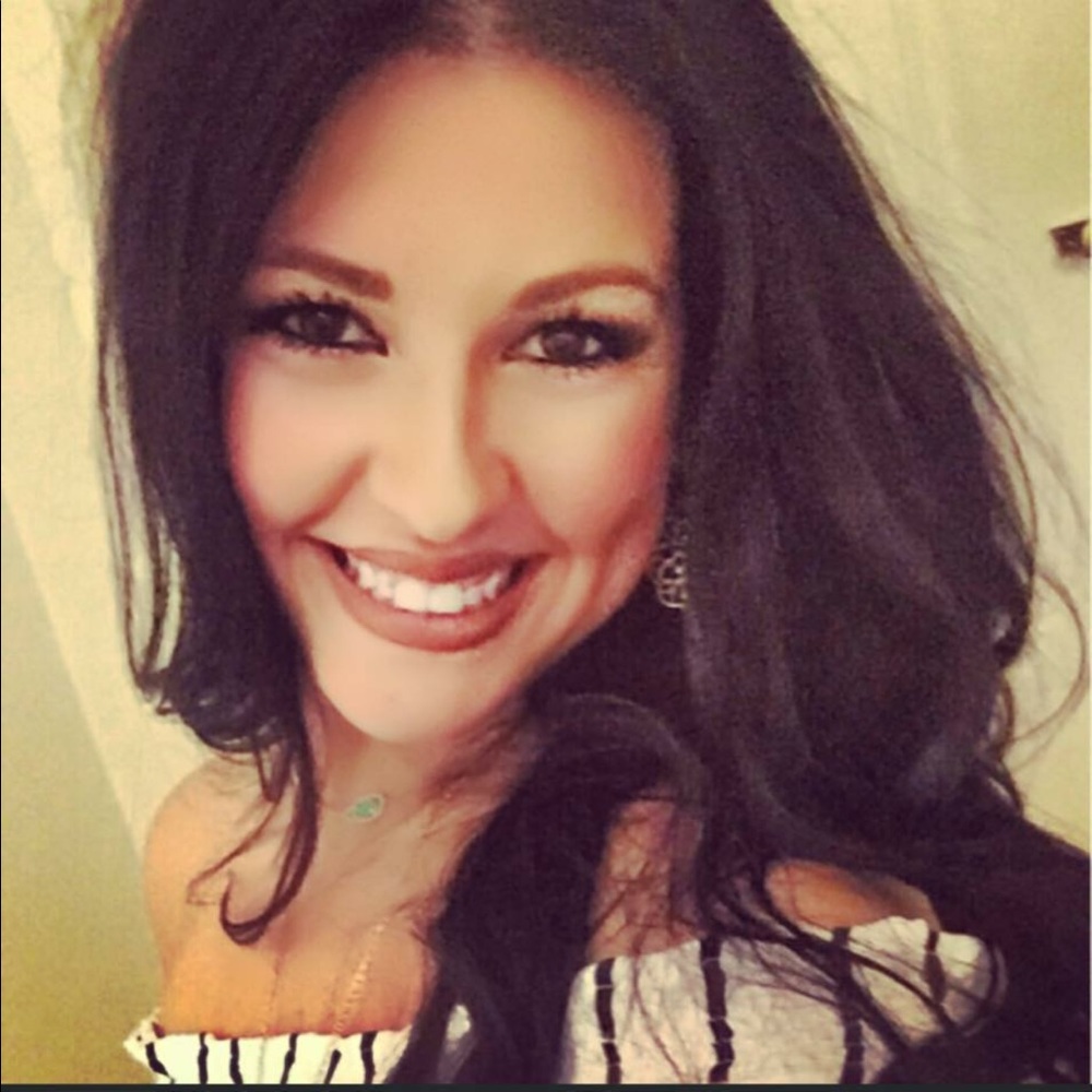 Meet your Posher, Tori