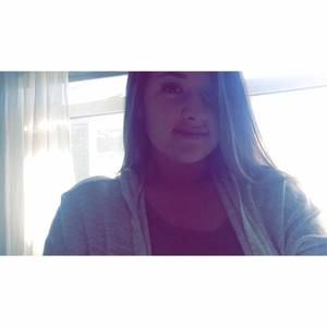 Meet your Posher, Dakota