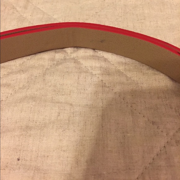 Express Red Belt - Picture 4 of 7