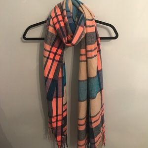 Cozy plaid Gap scarf