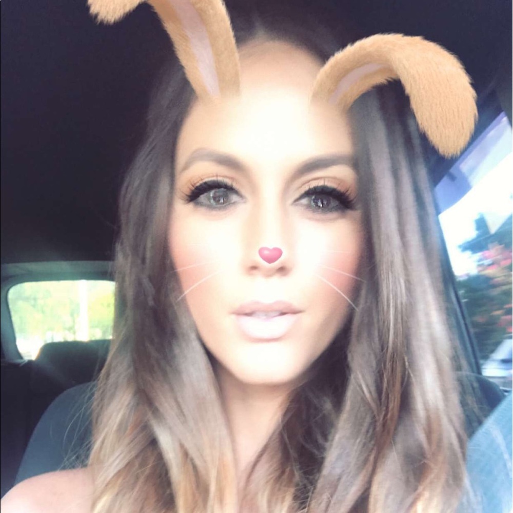 Meet your Posher, Gabrielle