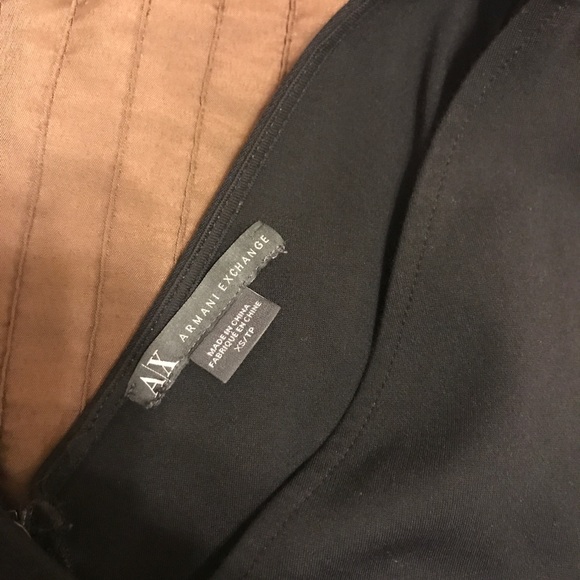 Black short dress with pockets - Picture 3 of 3