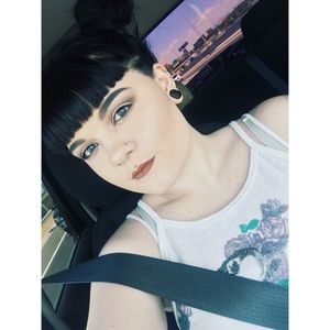 Meet your Posher, Bailey