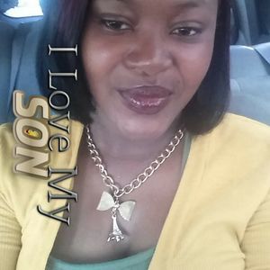 Meet your Posher, Evette