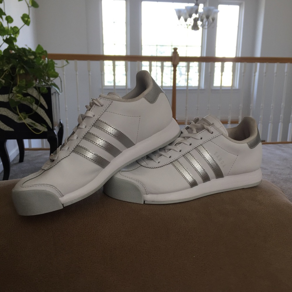 Adidas Silver Samoa's