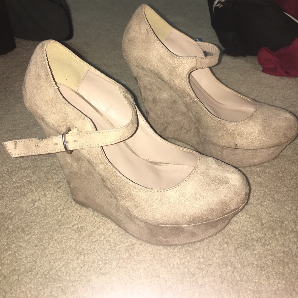 Nude wedge heels