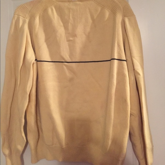 Sweater - Picture 4 of 4