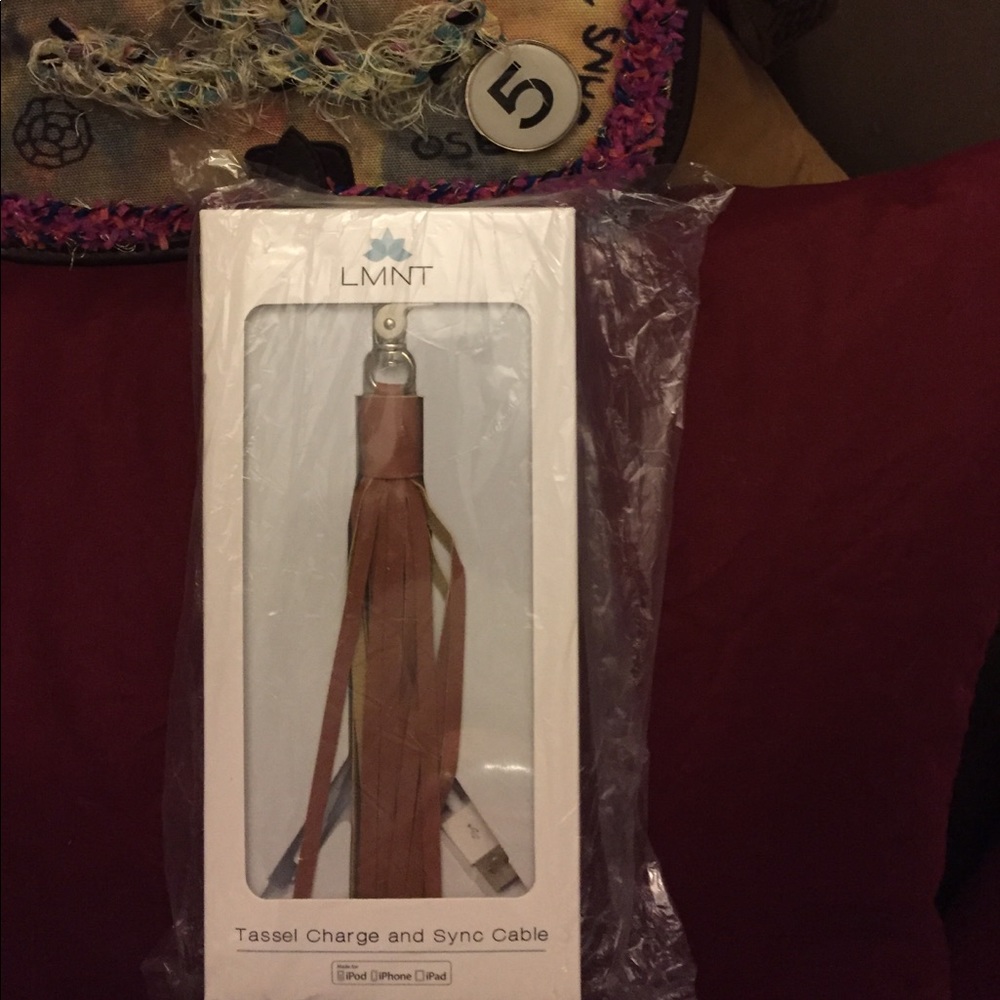 LMNT USB Cable Sync Charger disguised as bag charm