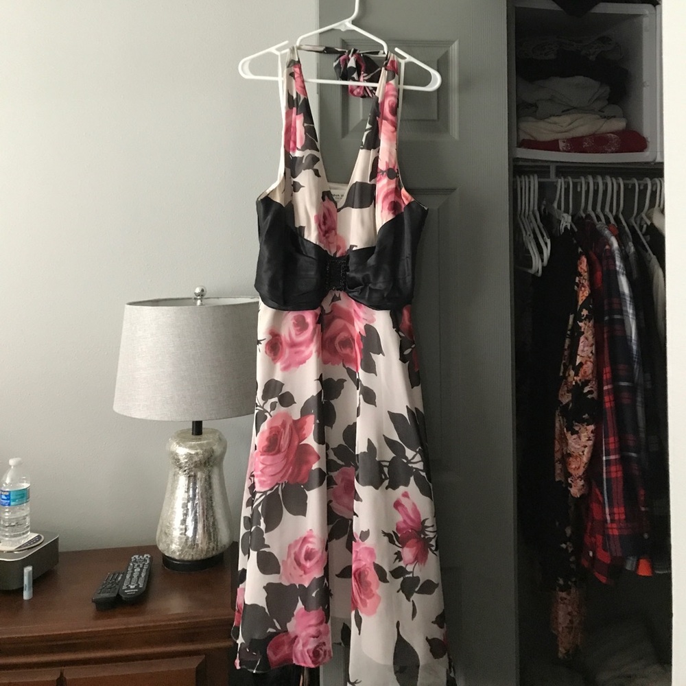 Donna Ricco Halter Dress