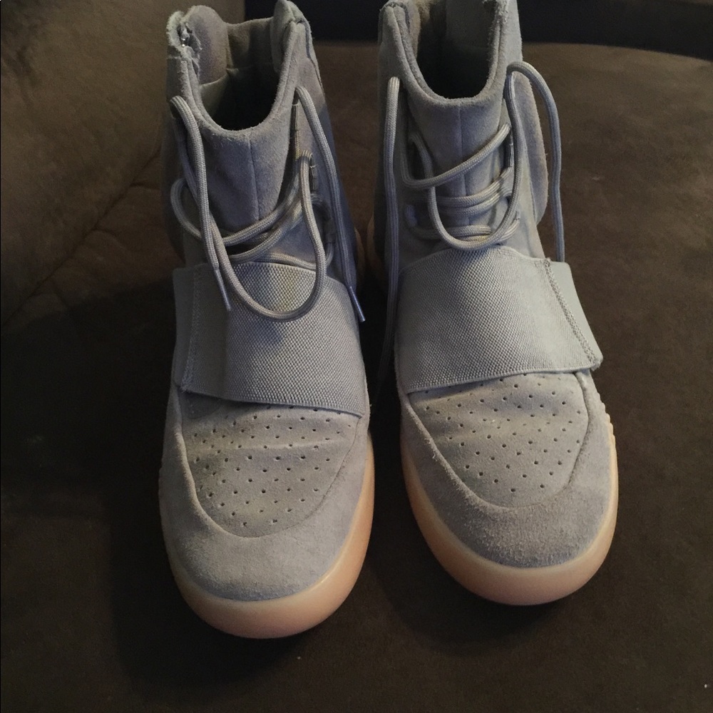 Men's yeezy boost 750