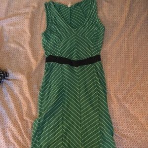 Stretch dress, green, one small hole