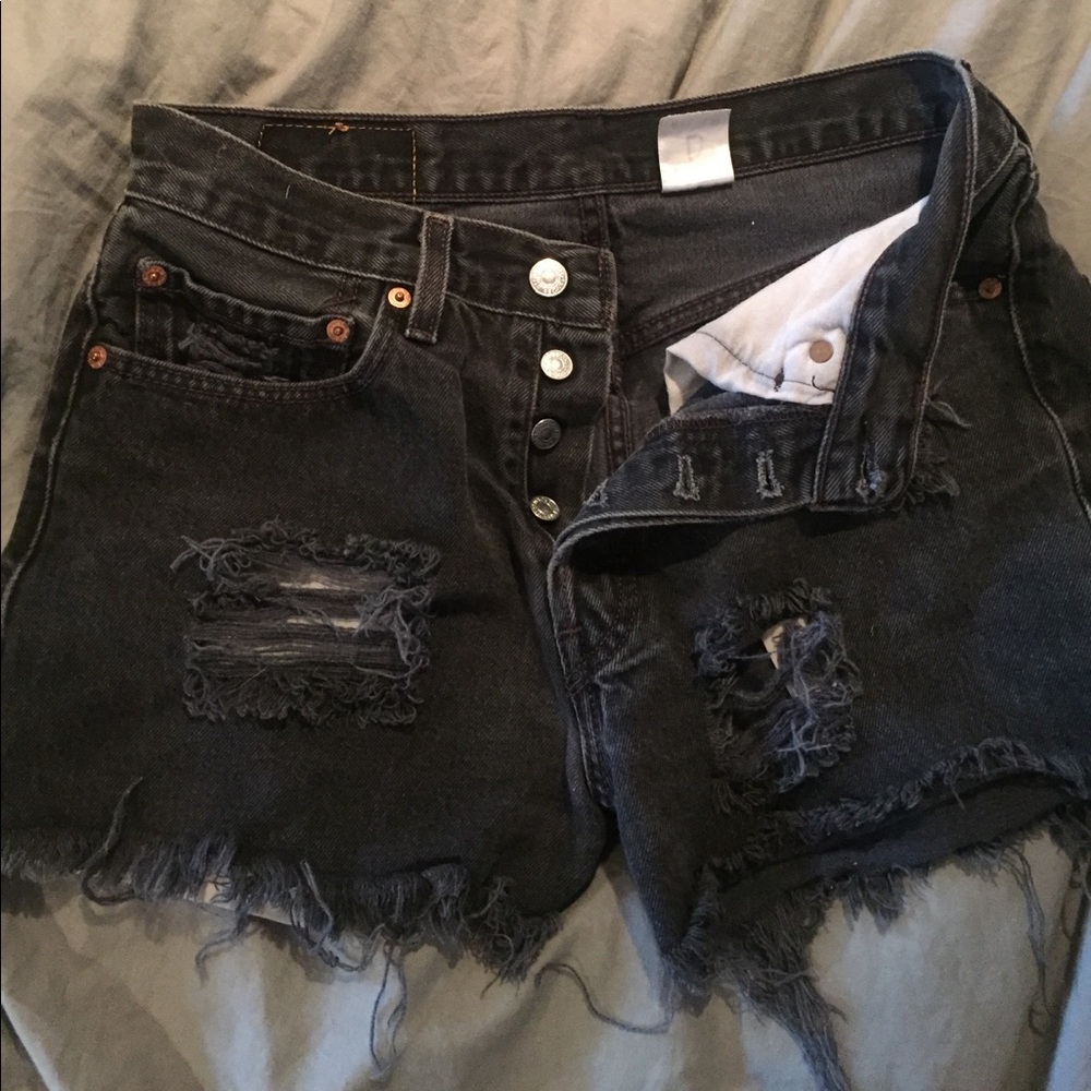 Perfect. Authentic. Vintage. Levi cutoffs
