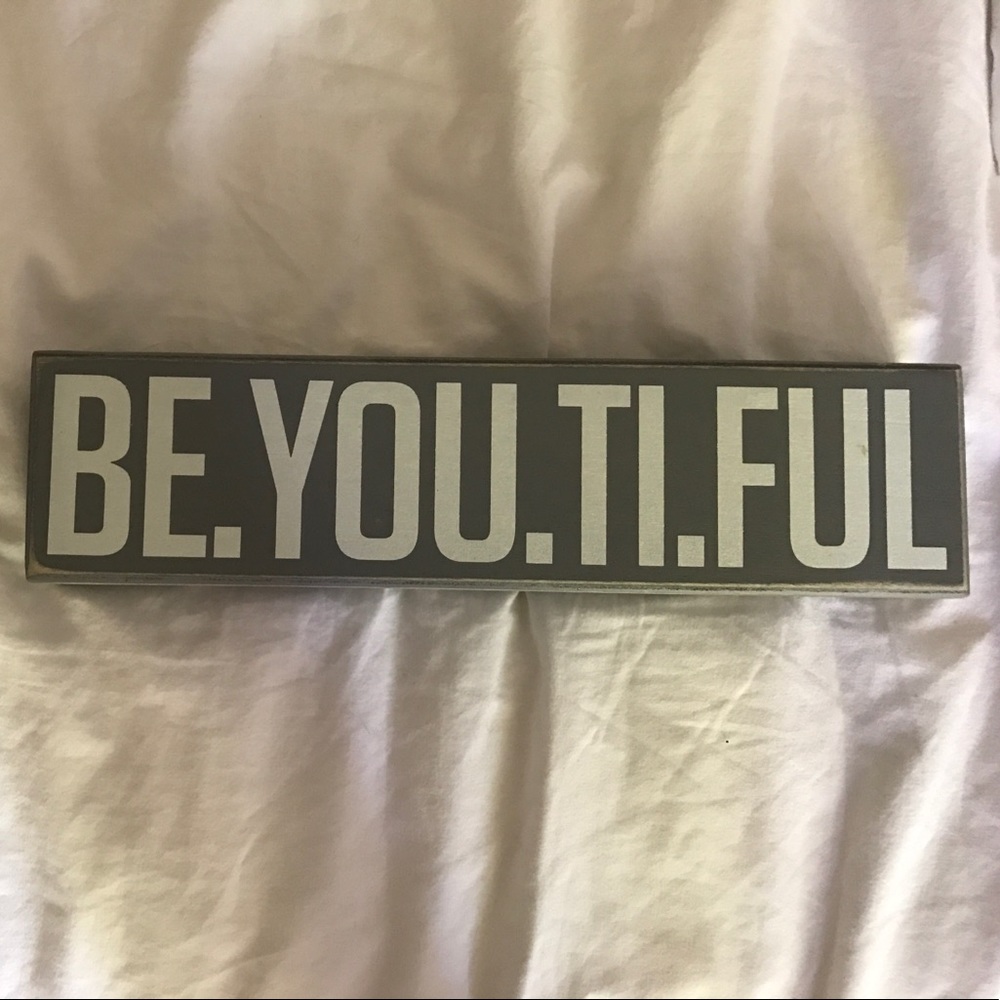Be You ti ful room decor brandy melville