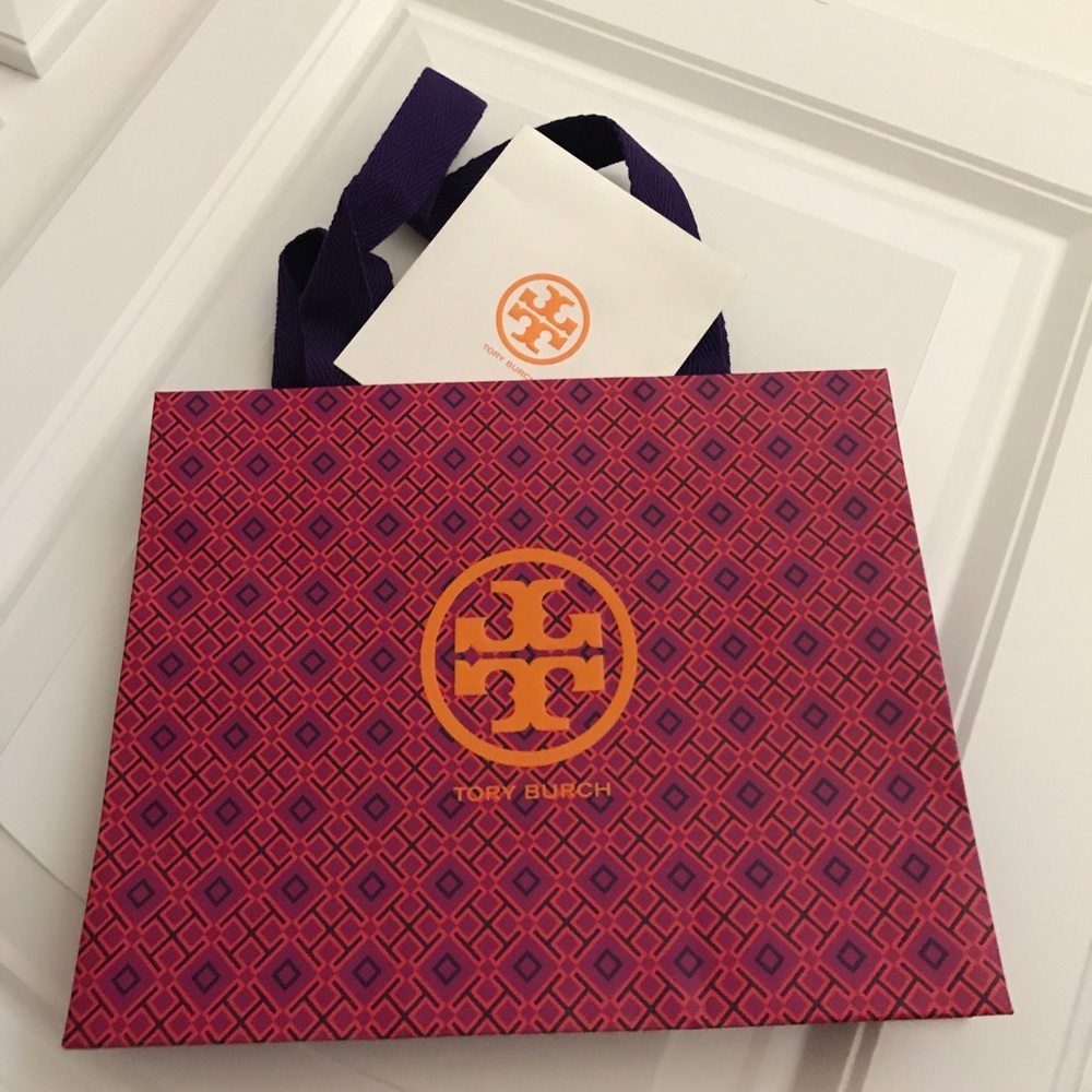 Authentic Tory Butch shopping bag 9x7x4"