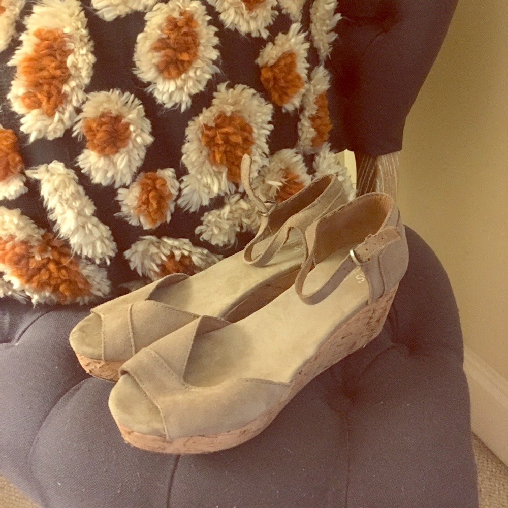 Toms wedges