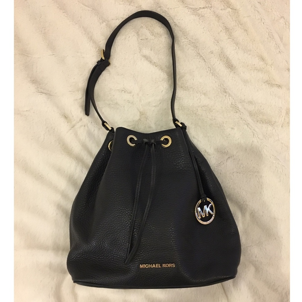 Michael Kors Bucket Bag