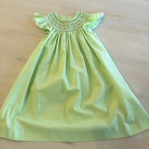 Green smocked dress w/ white trim. 24m Mom&Me