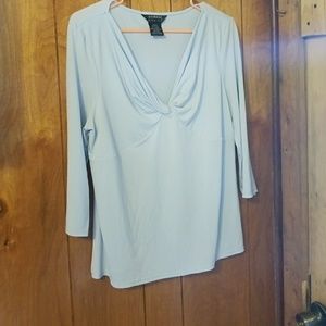 Light blue 3/4 sleeve top
