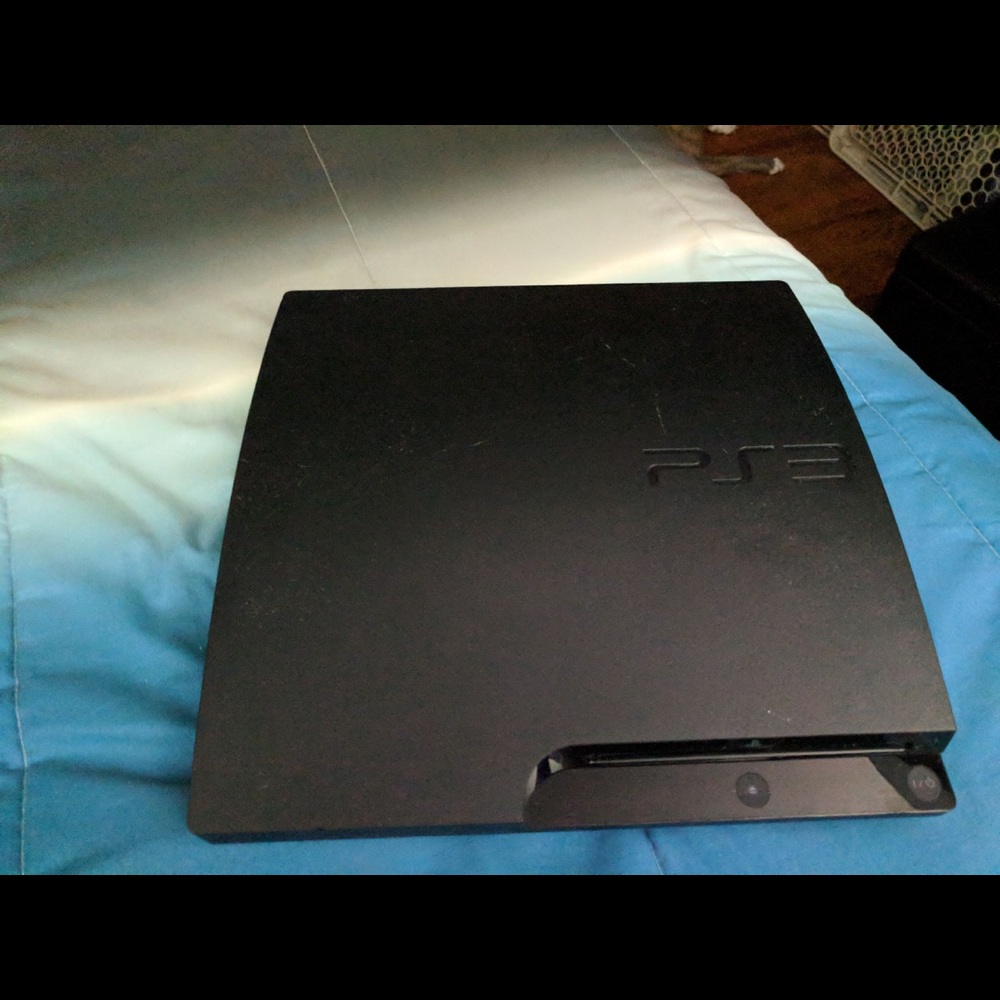 PS 3 Slim Bundle