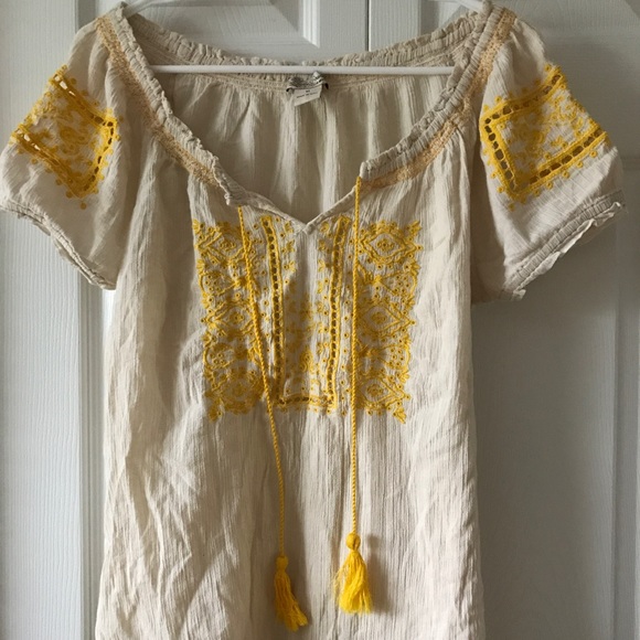 Lucky Brand Tops - Lucky Brand yellow tunic
