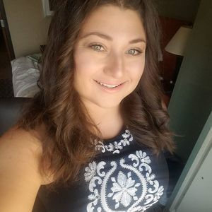 Meet your Posher, Marina