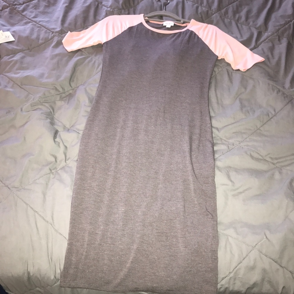 SOLD BNWT XS Lularoe Julia