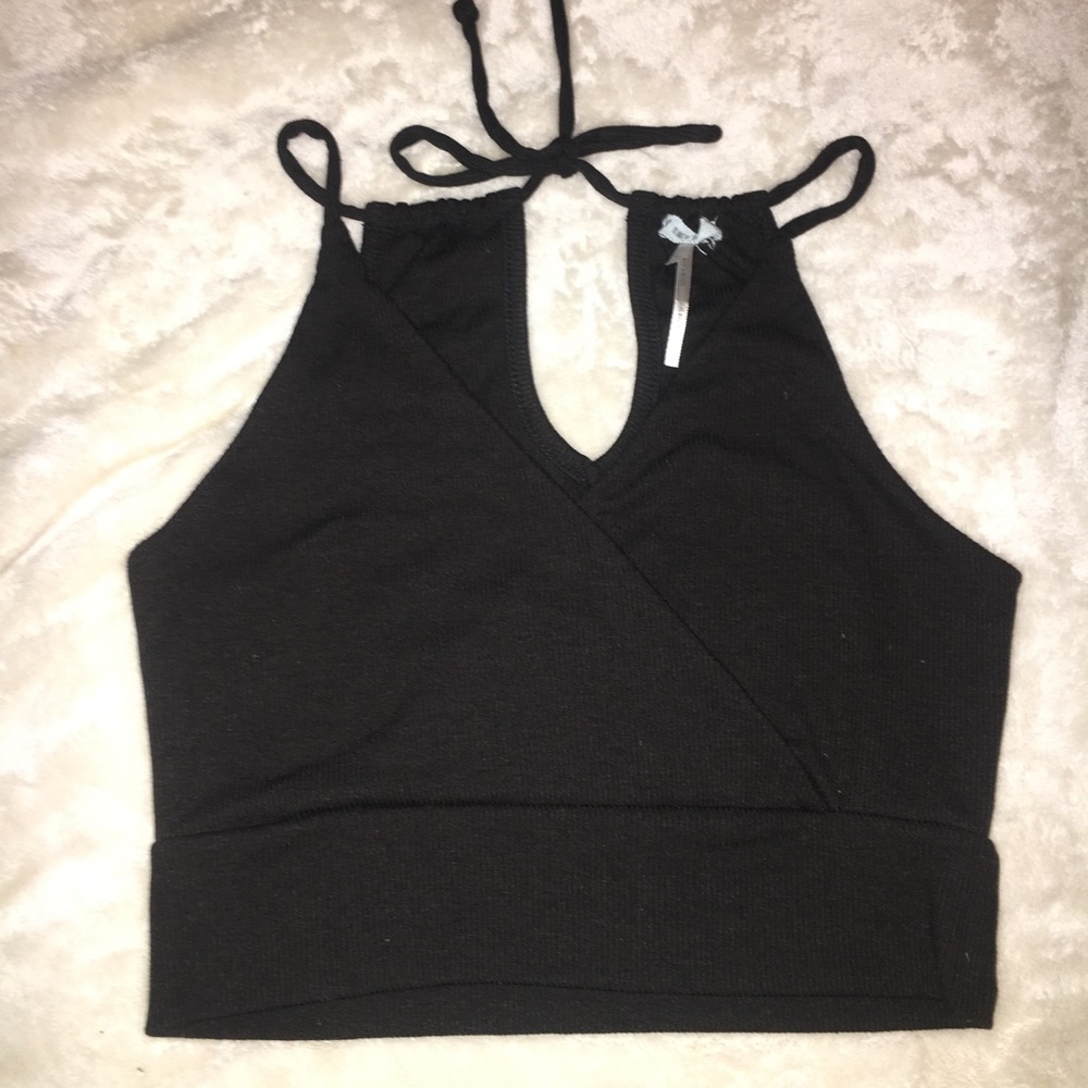 Black crop top