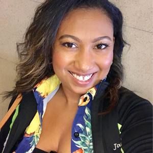 Meet your Posher, Vicky