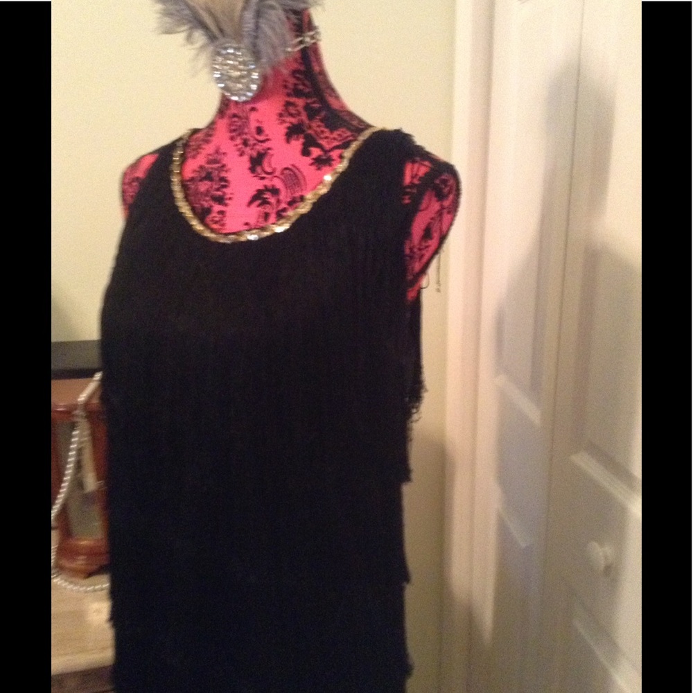 Used Gorgeous black Dress - Picture 2 of 6