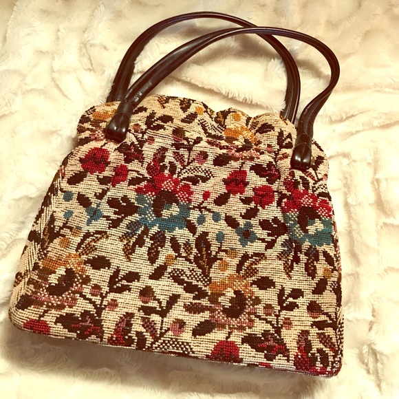 Handbags - Vintage clutch handbag
