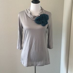 NWT - Ann Taylor Top with Floral Decoration - Sz M