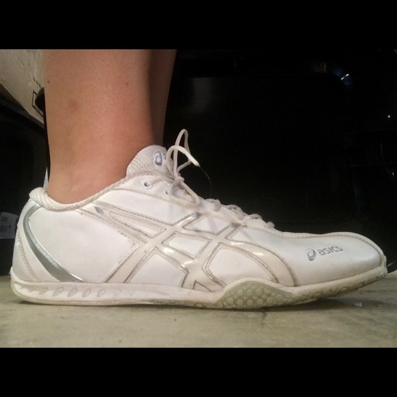 Asics sneakers - Picture 2 of 8