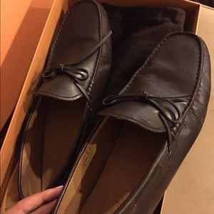 Authentic Tod's size 9 Loafer in Brown