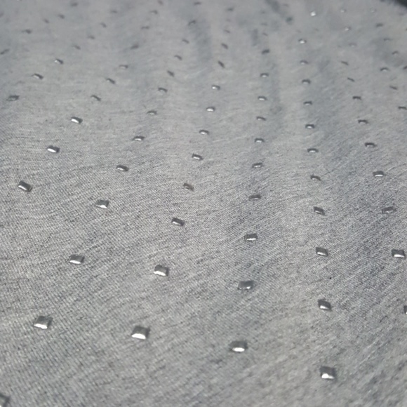 WHBM gray tank with raised silver triangle embelli - Picture 3 of 7